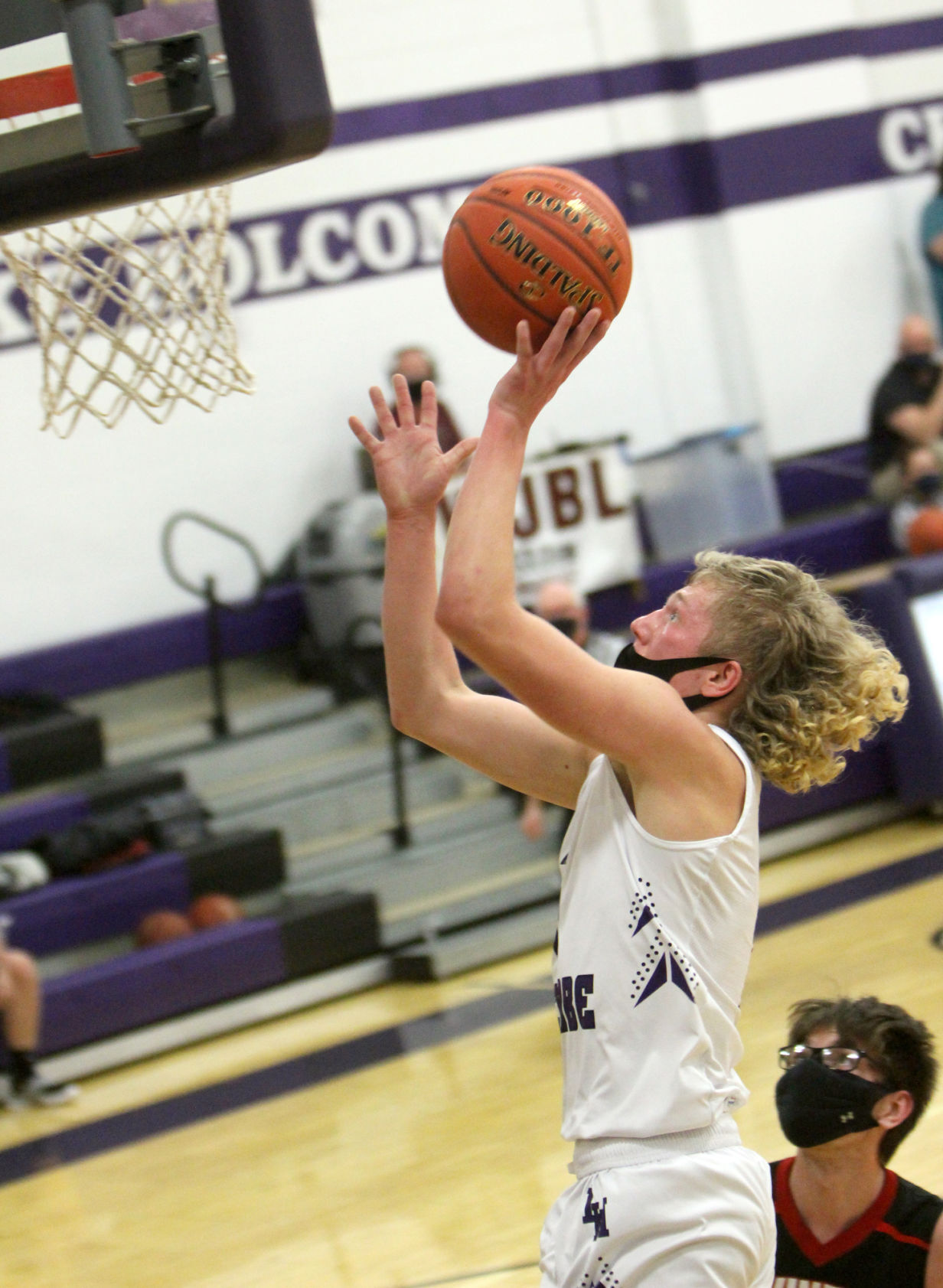 Winter at Lake Holcombe boys basketball 1-5-21